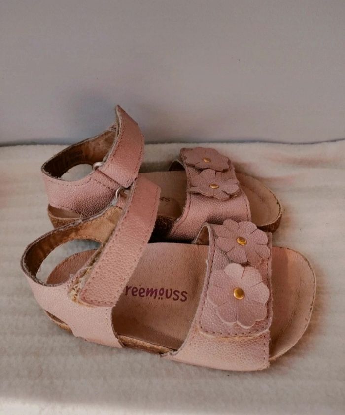 Sandales / nu pieds - photo numéro 3