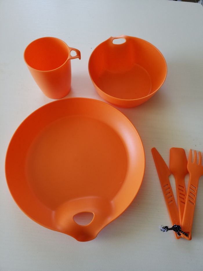 vaisselles enfants neuve