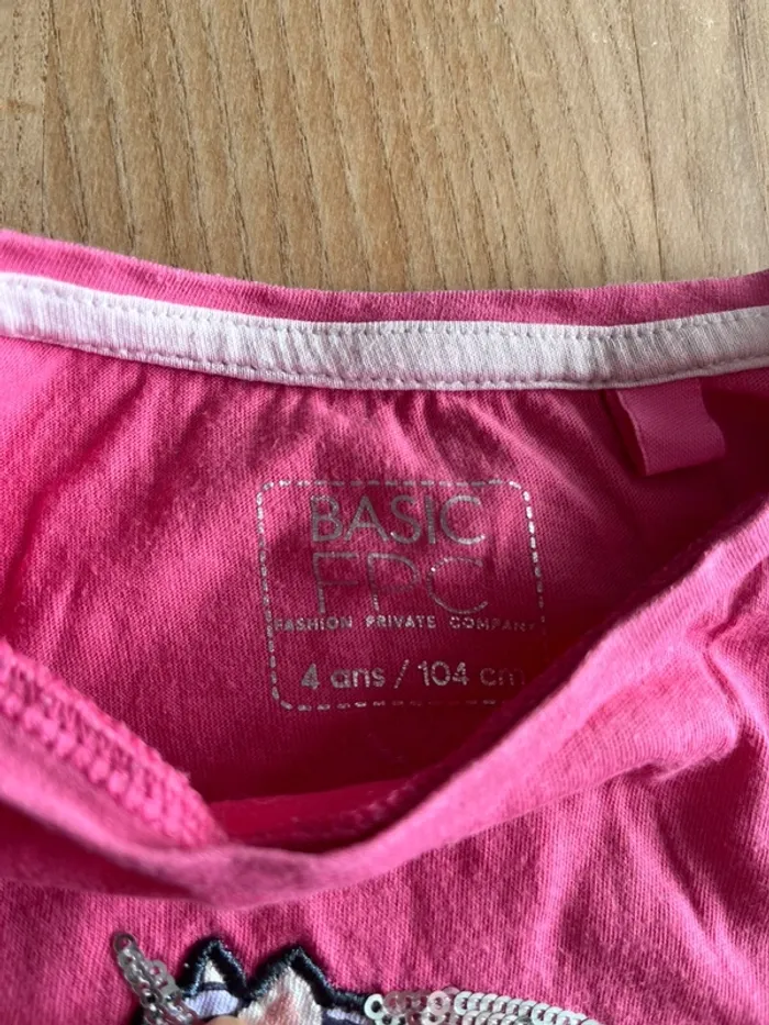 Lot T-shirts 4 ans - photo numéro 8