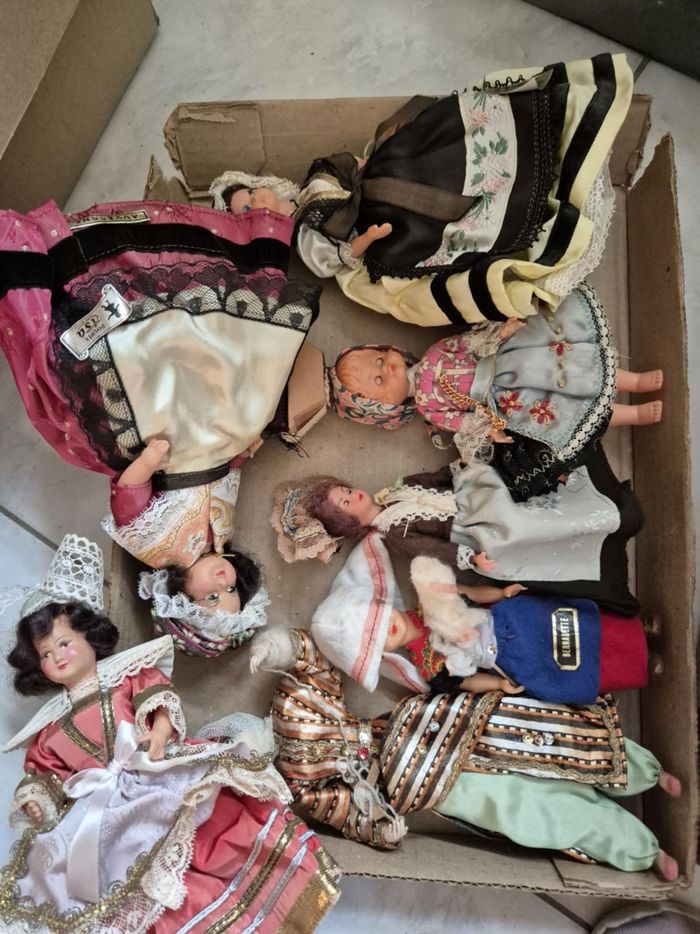 Poupée de region - photo numéro 8