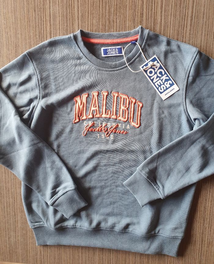 Très joli sweat Jack & Jones Junior 🦋 - photo numéro 4