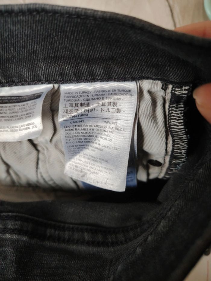 Jean Levi's 519 - photo numéro 17