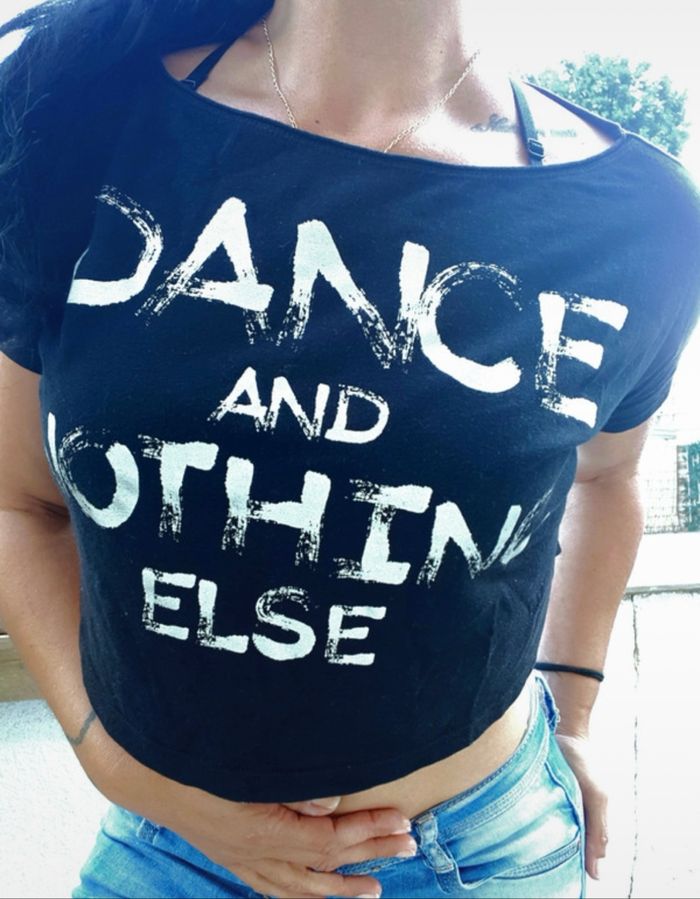 top cropped danse Taille 10 ans (convient à une taille adulte aussi) Inscription argentée - photo numéro 3
