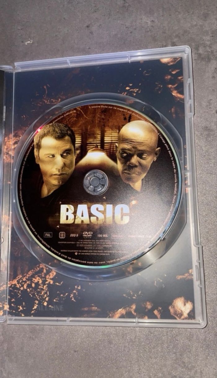 DVD Basic - photo numéro 2