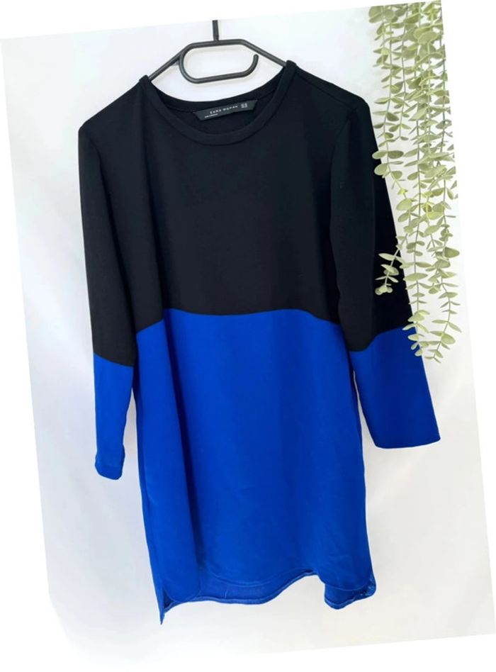 Robe noire et bleue Zara taille XS - photo numéro 2