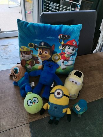 Lot peluches garçon 