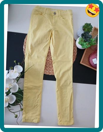 Jeans Neuf Taille 9 ans🌿💝
