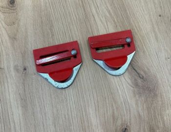 Fixation auto voiture nacelle chicco