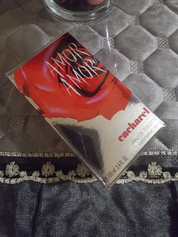 amor amor cacharel authentique 100ml sous bluster