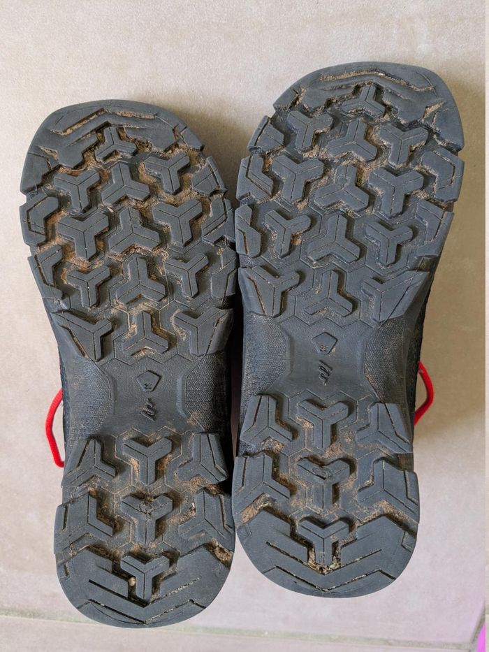 Chaussures montantes randonnées enfant Quechua taille 35 - photo numéro 3