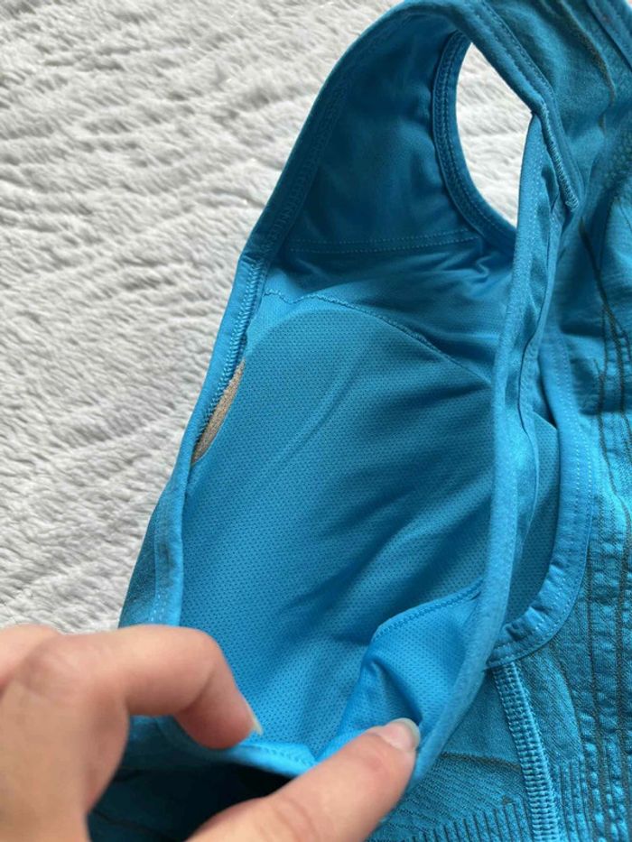 Ensemble Gymshark Apex Seamless Femme Bleu – Brassière L + Legging M – Comme Neuf – Valeur 102€ - photo numéro 8