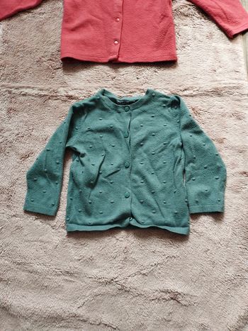 Lot de 2 gilets 18 mois