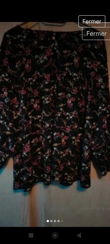 Très belle blouse fleurie