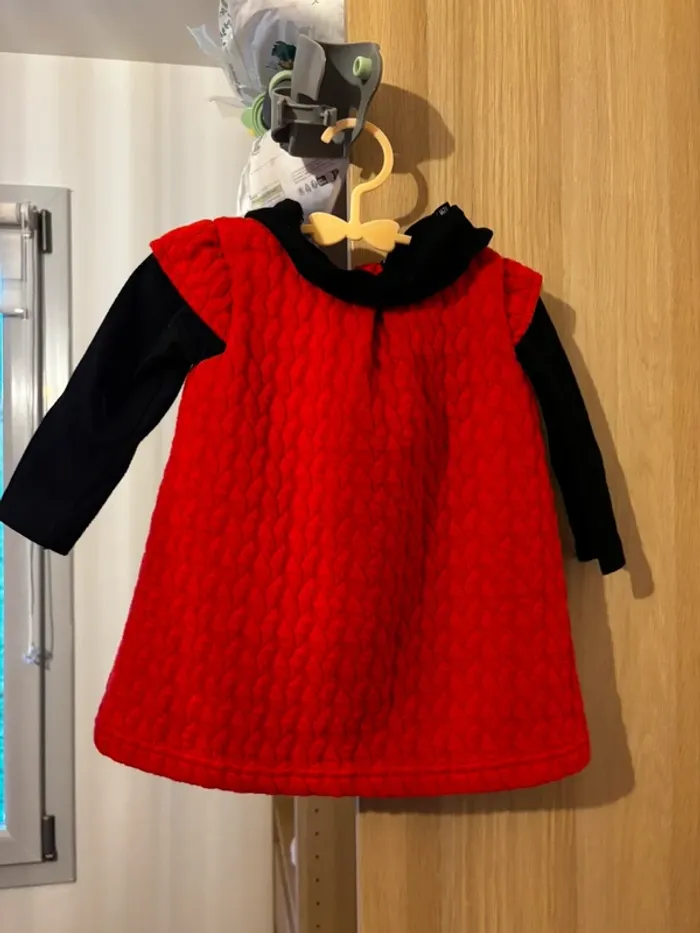 Robe rouge