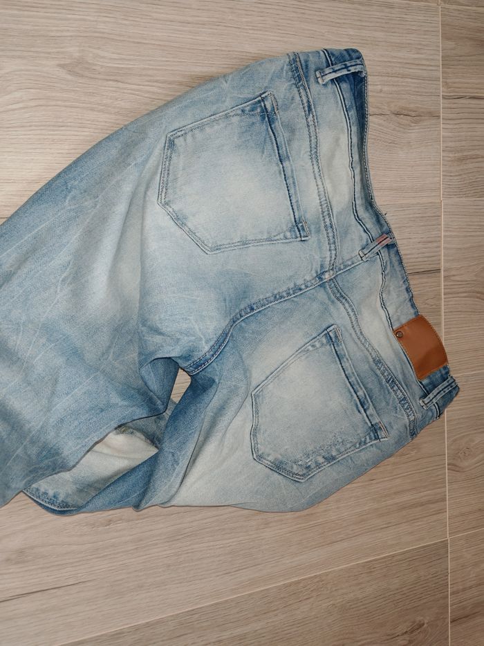 Jean 42 - photo numéro 5