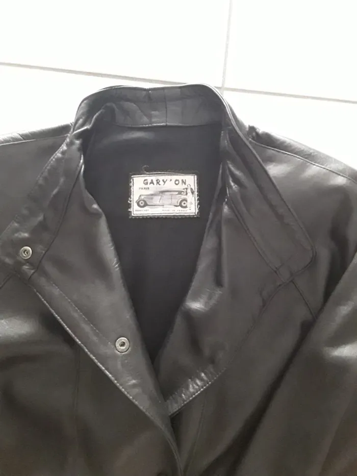 Manteau cuir noir - photo numéro 2