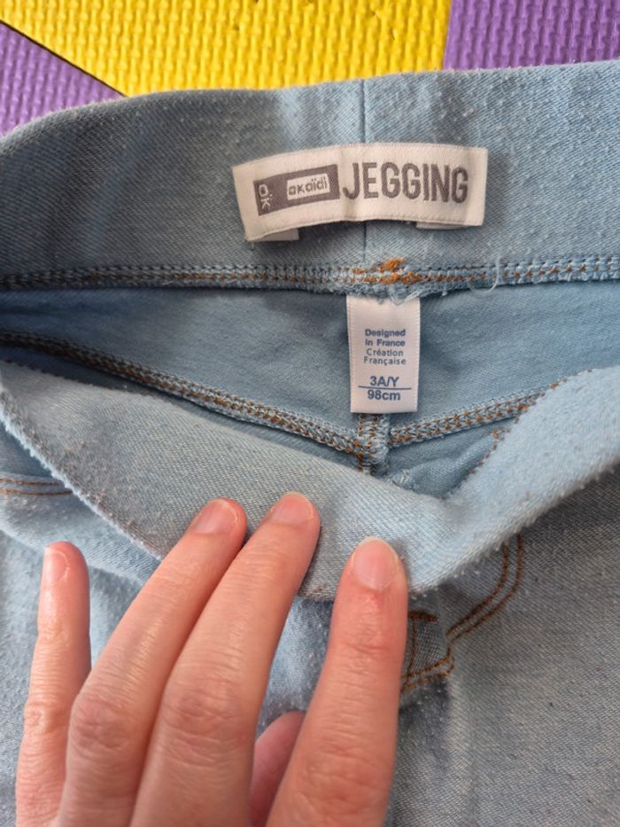 Lot 1 pull + 2 pantalons 36m - photo numéro 10