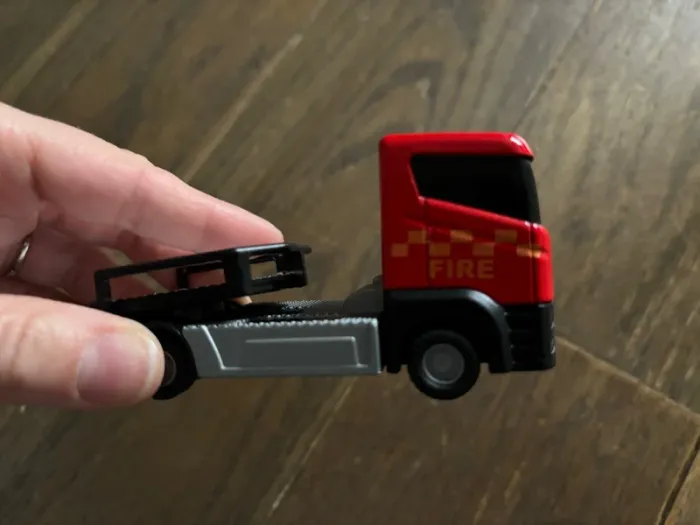 Camion miniature très bon état - photo numéro 3