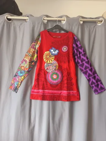 Haut Desigual