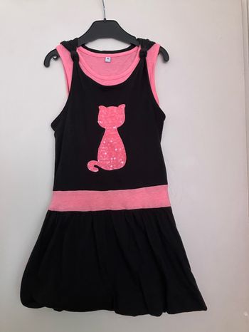 Robe/tunique (effet 2en1) 5/6 ans (3€)