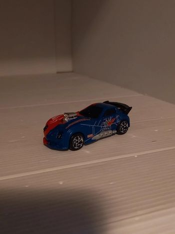 Majorette spiderman 2012