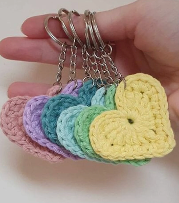 💗 Porte-clé Cœur au crochet – Fait main & personnalisable 🧶✨
