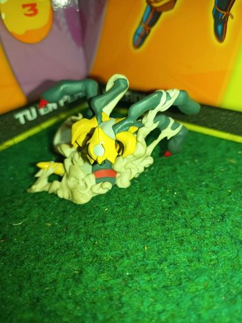 Figurine Pokemon Giratina  Origin (édition limitée)
