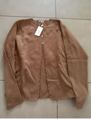 🧶 Gilet fille Acanthe – Taille 12 ans – Neuf avec étiquette 🧶