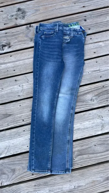 Lot de 2 pantalons _ 10 ans