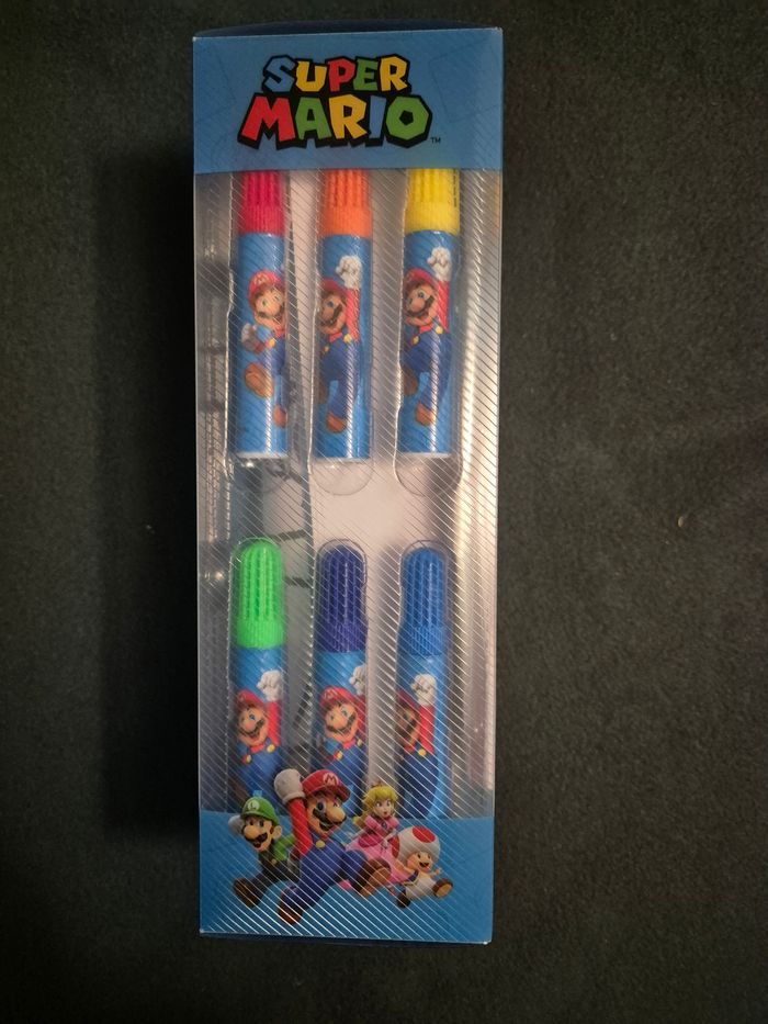 tour coloriage Mario - photo numéro 3