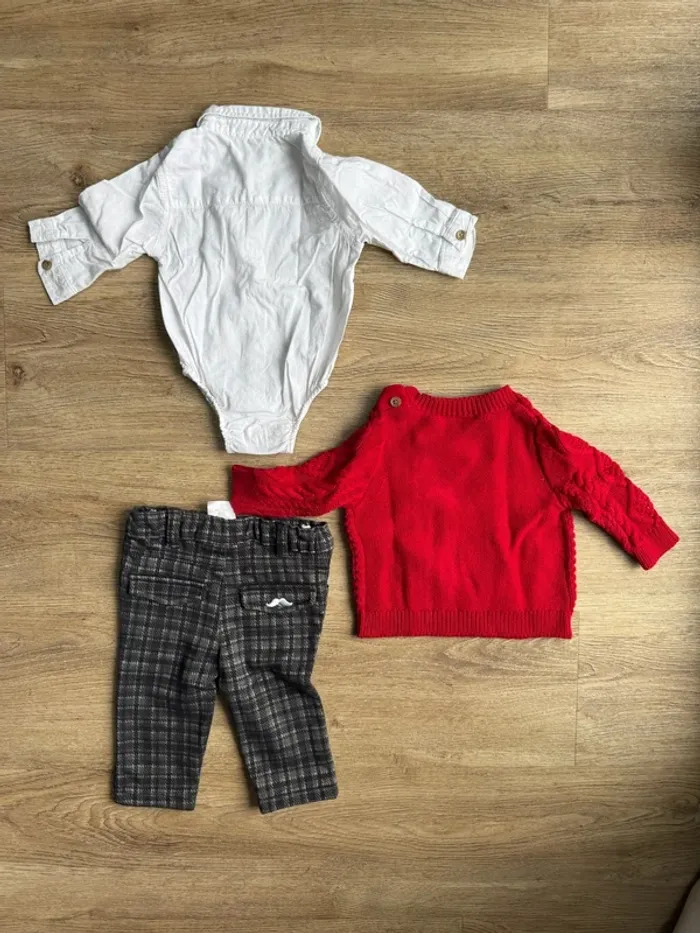 Ensemble Little Gent 3 mois pull body bodies réduction sur lot pantalon très bon état - photo numéro 2
