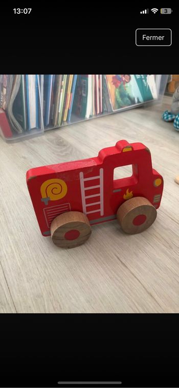 Camion pompier bois