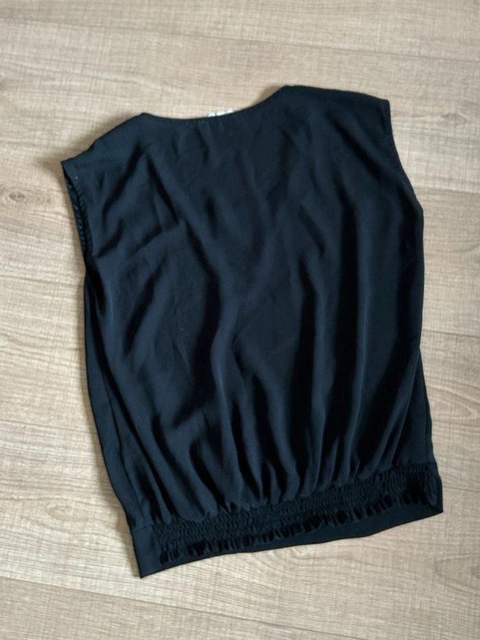 Blouse noire et dorée sans manches Naf Naf taille 36 jamais portée - photo numéro 12