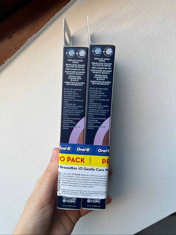 Lot de 4 brossettes iO Oral-B Gentle Care noires - photo numéro 2