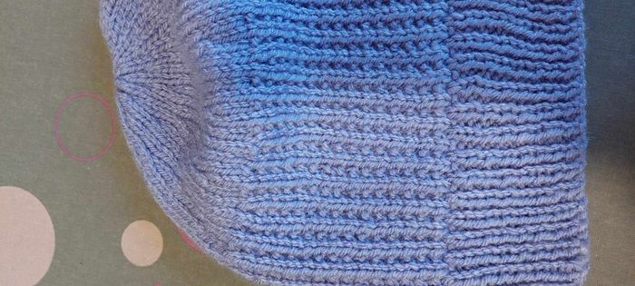 Joli bonnet femme taille unique tricoté main parme neuf - photo numéro 2