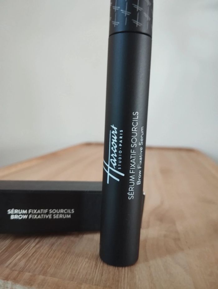 Sérum fixatif sourcils