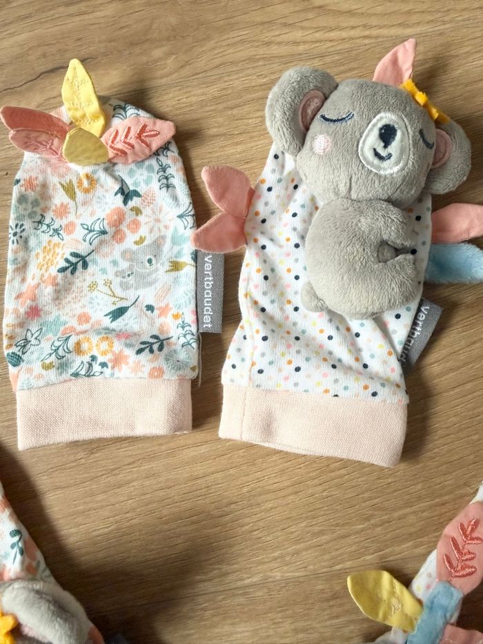 Hochets pieds et mains neuf Vertbaudet - photo numéro 2