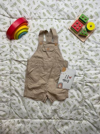 salopette short beige 18 mois kiabi pressions entre les jambes