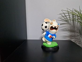 Grande Figurines Lapins Cretins Foot