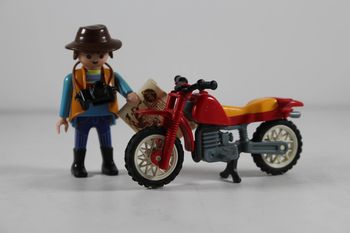 Playmobil Aventurier avec moto appareil photo et carte au trésor