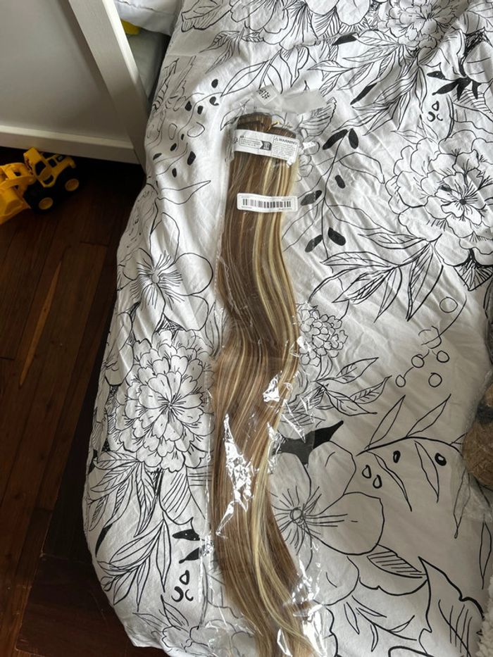 Extension de cheveux à Clipse