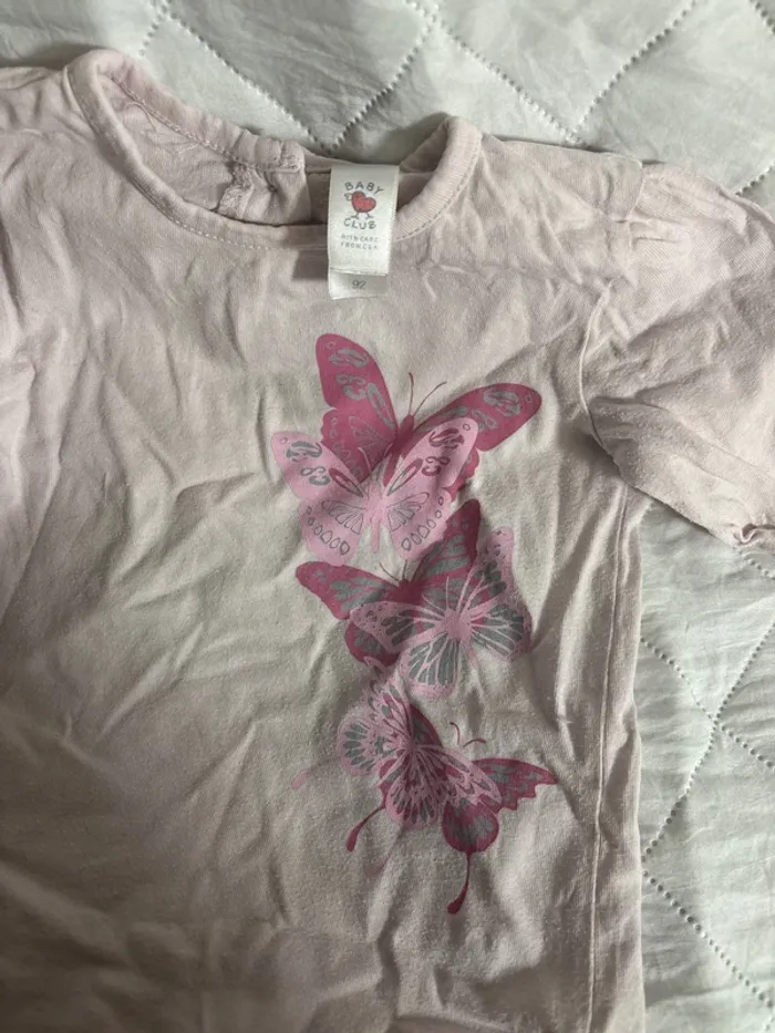 T shirt taille 24mois marque C&A - photo numéro 2
