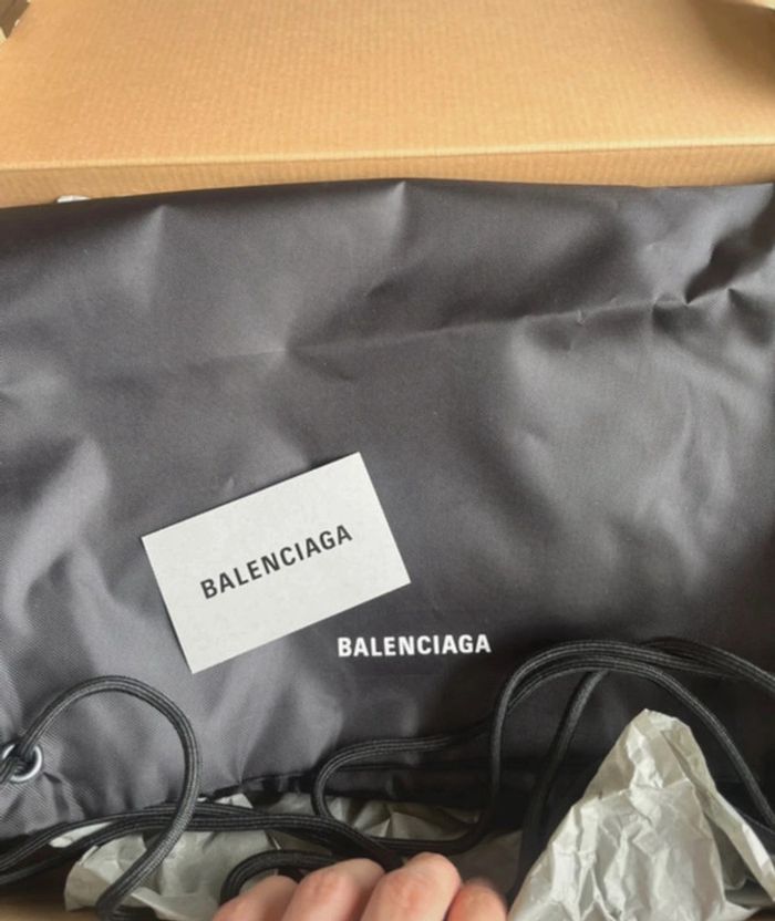 Balenciaga HD Black 37 - photo numéro 6