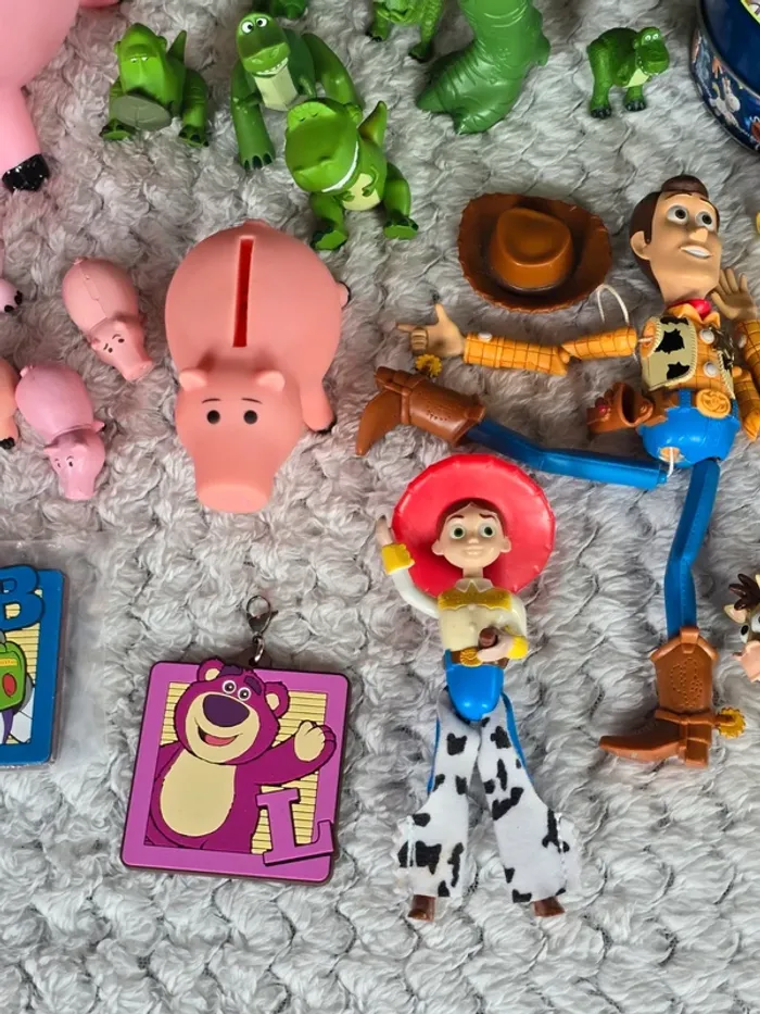 Gros lot de jouets Toy Story - photo numéro 14