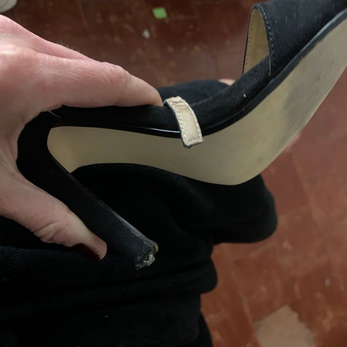 Sandales portées et abimes - photo numéro 5