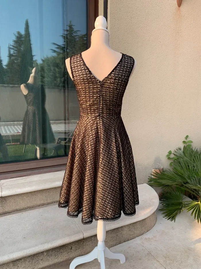 Robe Sinéquanone noire en dentelle taille S - photo numéro 16