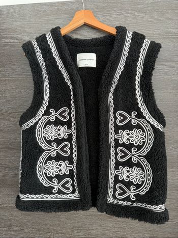 Gilet noir brodé blanc Fabienne Chapot T34/36