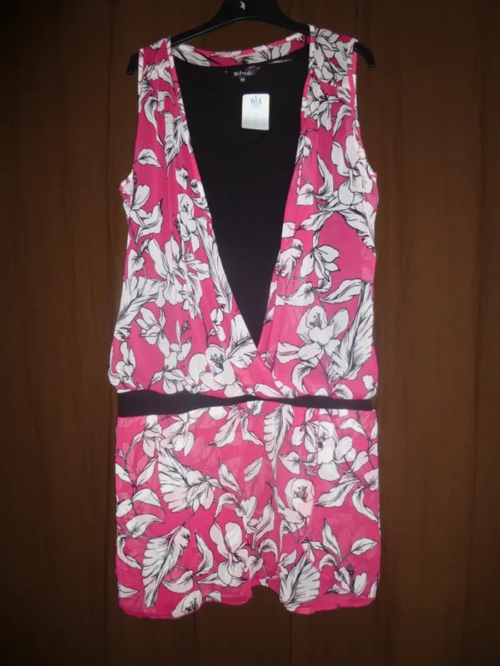 robe bouffante M&S MODE taille 44 neuf - photo numéro 2