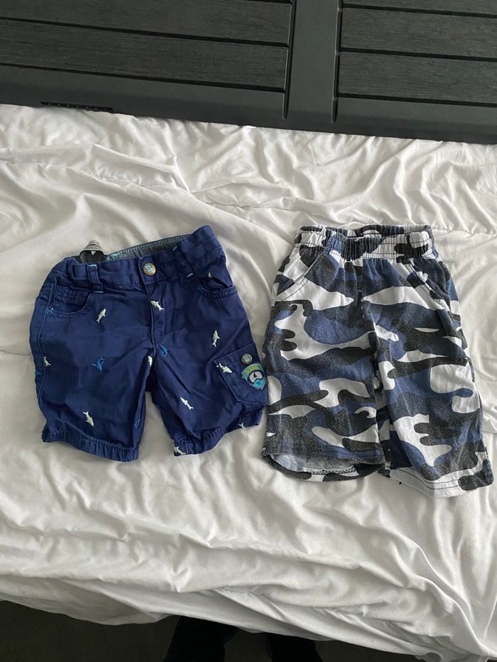 12 shorts . 2 ans - photo numéro 3