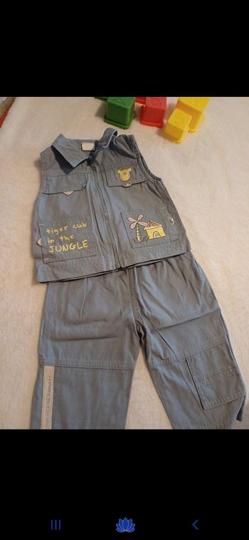 Ensemble bébé taille 6 mois